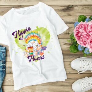 The "Hippie at Heart" T-shirt that radiates pure good vibes